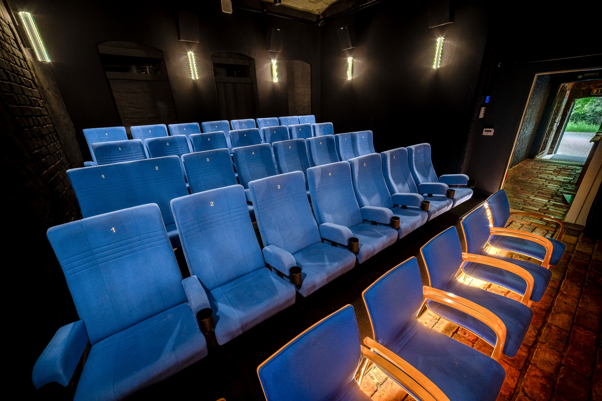 Kino 1